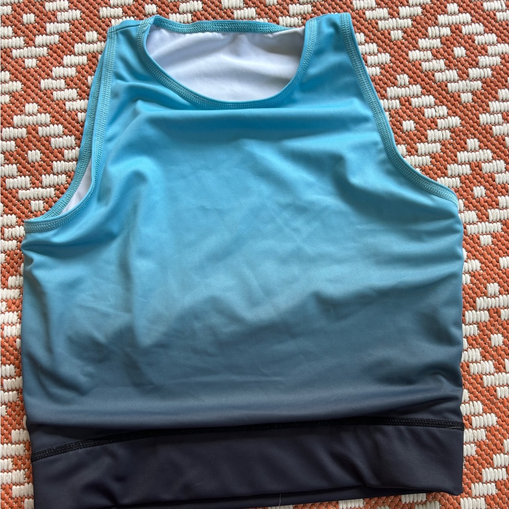 Pretty ombré top